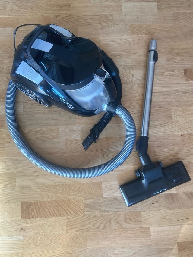 Aspiradora Rowenta Compact Power XXL