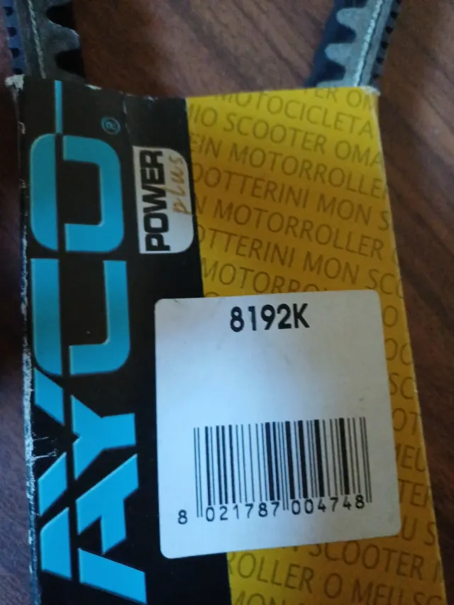 Cinghia Dayco 8192k per scooter Madison 400