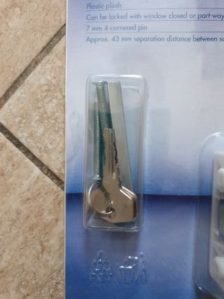 Lotto 3 maniglie con serratura per finestre