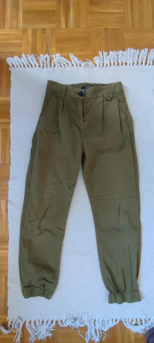 Pantalón caqui jogger