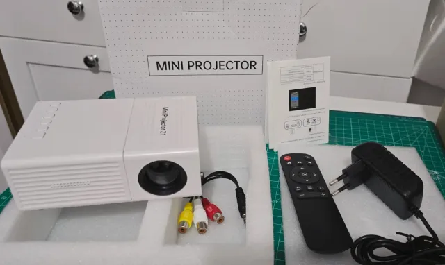 Mini Proyector Z1 Blanco