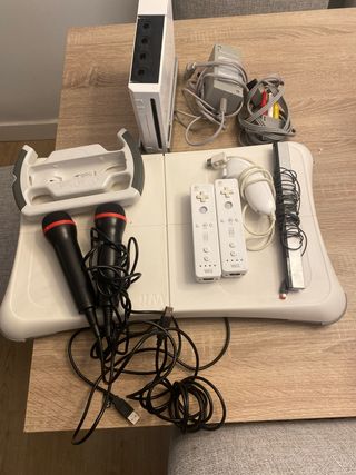 Pack Consola Wii Blanca + Accesorios
