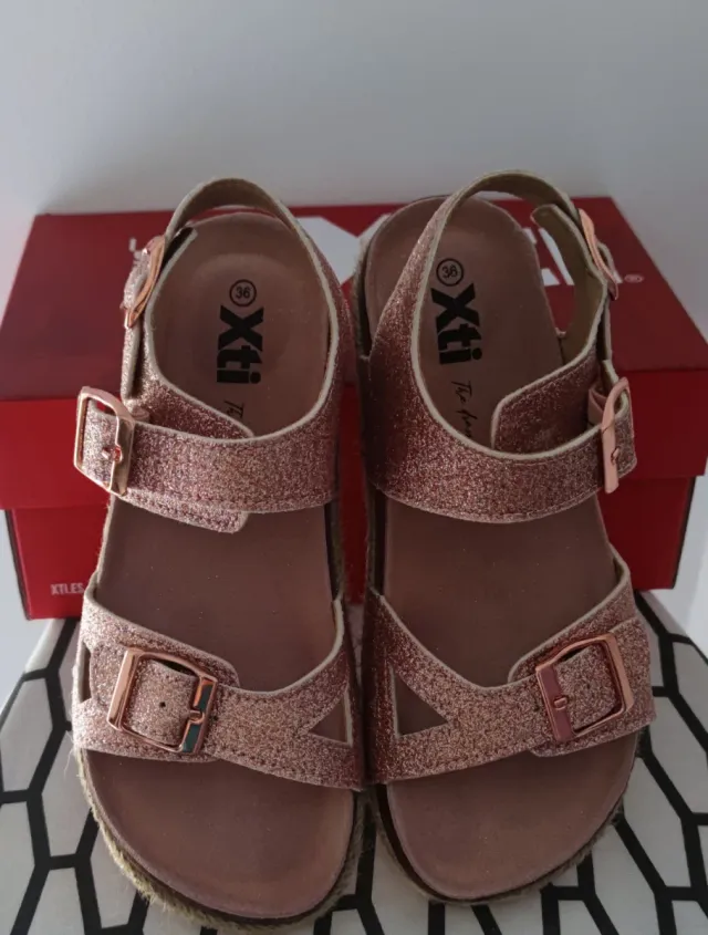 Sandalias niña rosa glitter talla 36