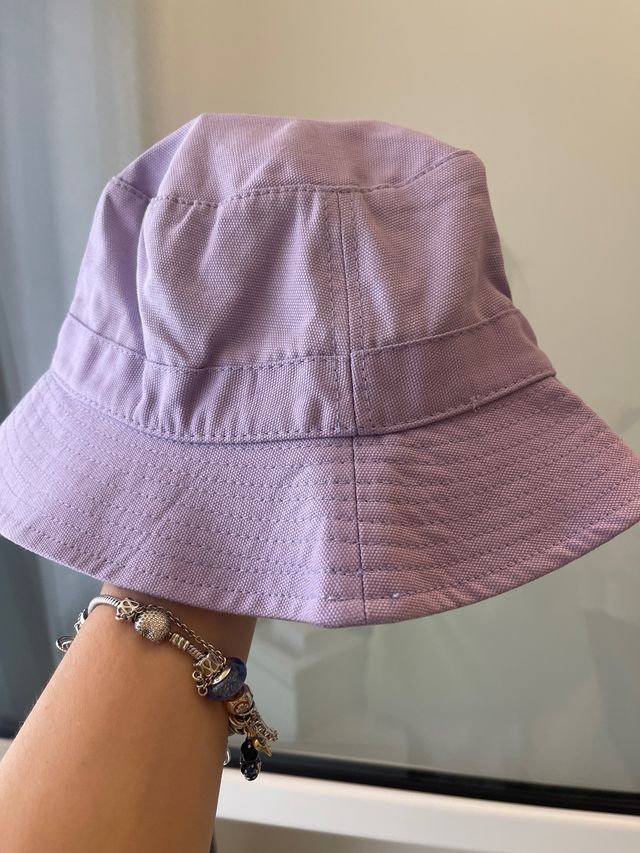 Sombrero Zara Lila Talla S sin uso