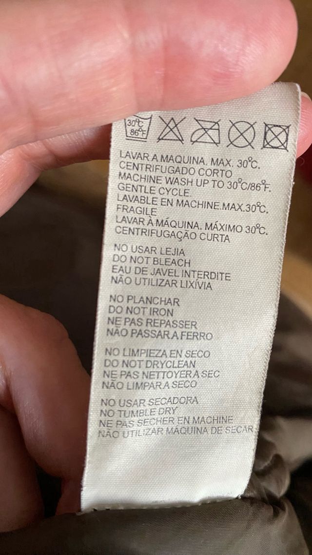 Parka Chaquetón Marrón con Capucha