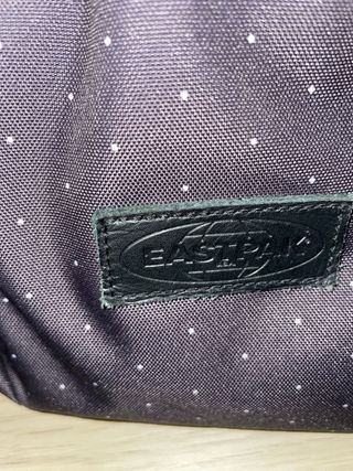 Mochila Eastpak dots portátil 15'' lunares