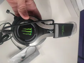 NEGOCIABLE -- Auriculares Gaming Monster