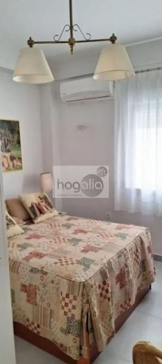 Piso en alquiler en Los Remedios en Sevilla