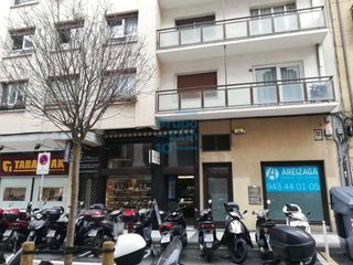 Local comercial en alquiler en Gros en San Sebastián-Donostia