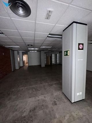 Local comercial en alquiler en El Mercado en Manises