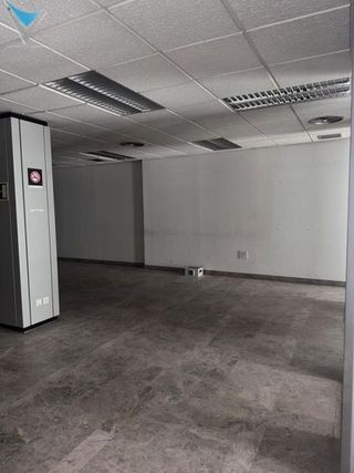 Local comercial en alquiler en El Mercado en Manises