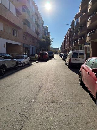 Garaje en venta en Santo Domingo y San Martín  en Huesca