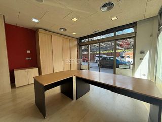 Local comercial en venta en Eixample Sud – Migdia en Girona