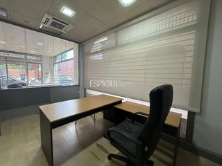 Local comercial en venta en Eixample Sud – Migdia en Girona