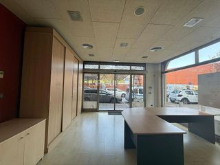 Local comercial en venta en Eixample Sud – Migdia en Girona