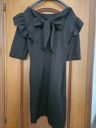 Vestito Zara nero con volant