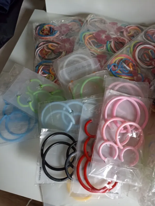 Lote de Pendientes y Pulseras Varios