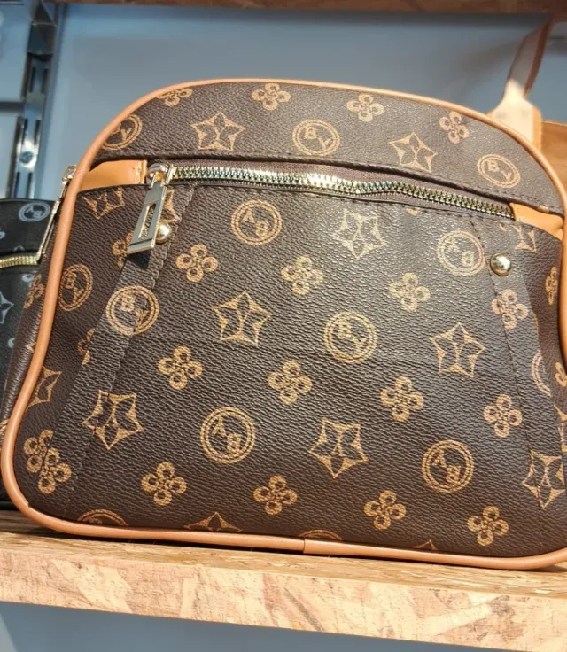 Bolso azul de PU con cadena