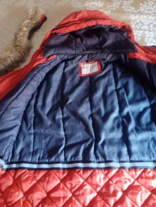 Parka Cortavientos naranja/rojo con capucha