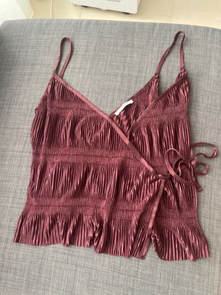 Top Zara cruzado satén vino Talla S