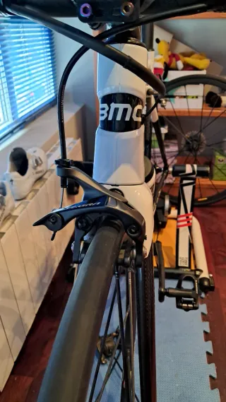 BMC impec Talla 50. precio nuevo hasta el 31