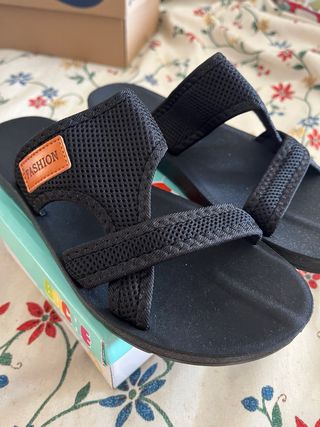 Chanclas negras mujer