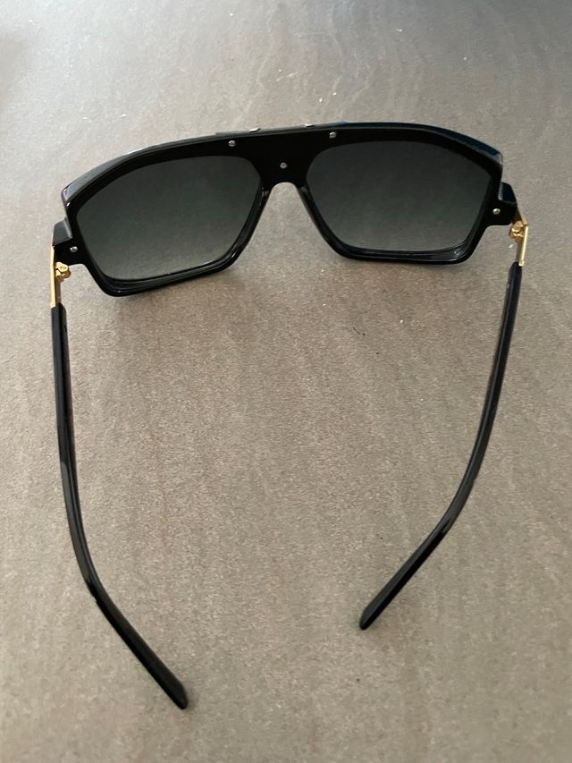 Occhiali da sole Kreuzbergkinder neri e oro