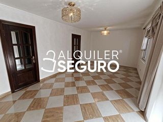 Piso en alquiler en Parque Alcosa - Jardines del Edén en Sevilla