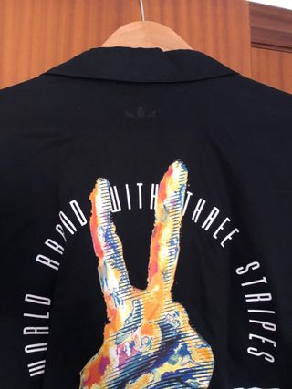 Camisa Adidas Originals Negra Multicolor