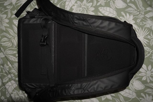 Mochila Camara Nomatic Peter Mckinnon 25L Negra