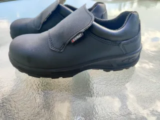 Zapato Cofra Puntera Negra