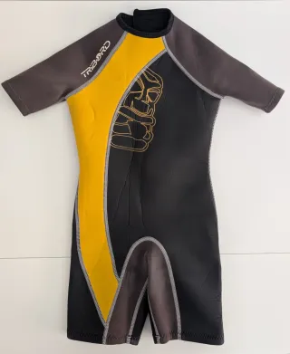 Traje Neopreno Tribord Infantil y escarpines.