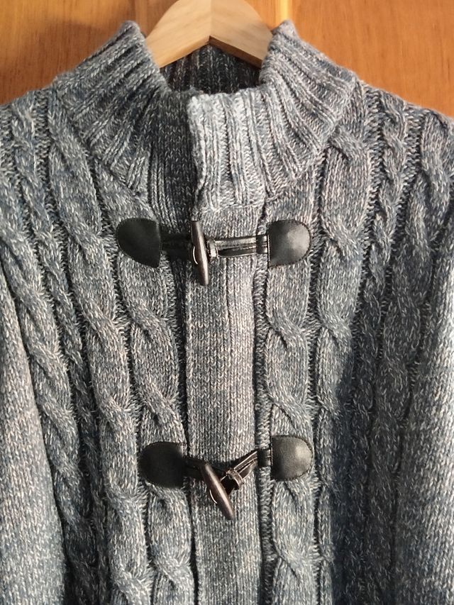 Rebeca cárdigan trenzado con botones