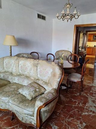 Piso en alquiler en Huerta del Pilar en Sevilla