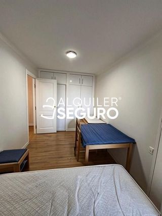 Piso en alquiler en Camino de Ronda - Rosaleda en Granada