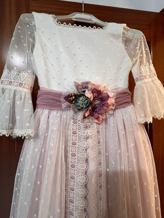 Vestido de Comunión Blanco y lila