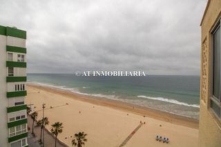 Piso en venta en Playa Stª Mª del Mar - Playa Victoria en Cádiz