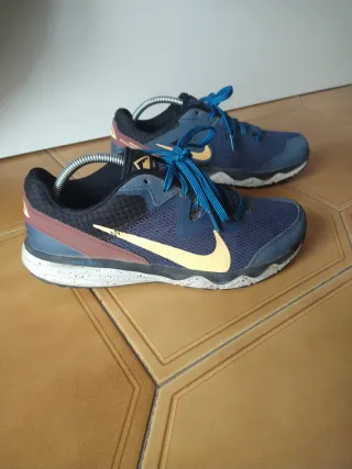 Nike Juniper Trail Azul/Gris