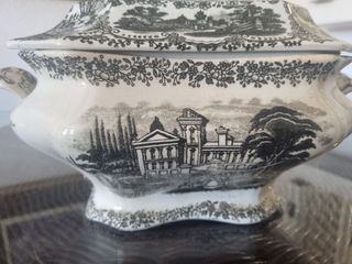 Sopera Antigua La Cartuja de Sevilla Porcelana