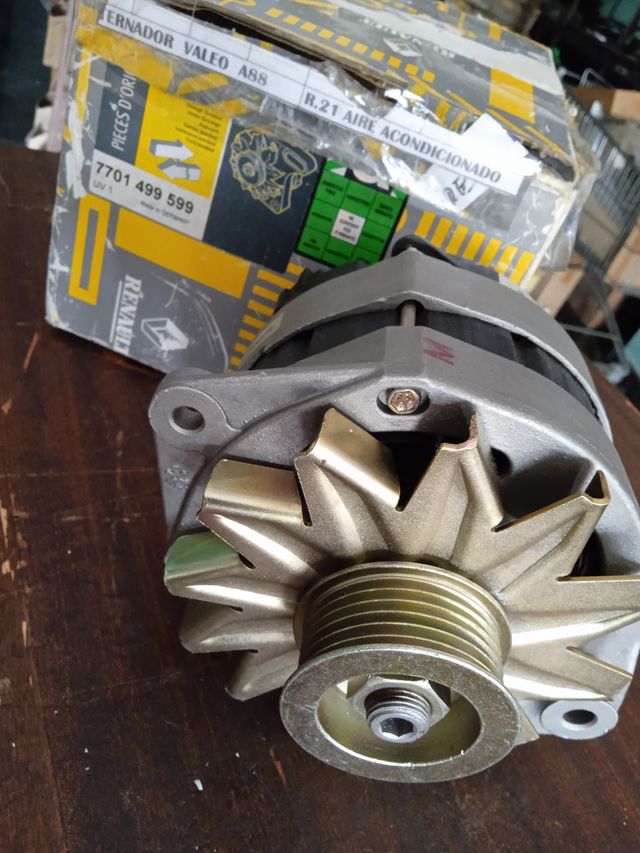 Alternador Valeo A88 Renault 7701499599
