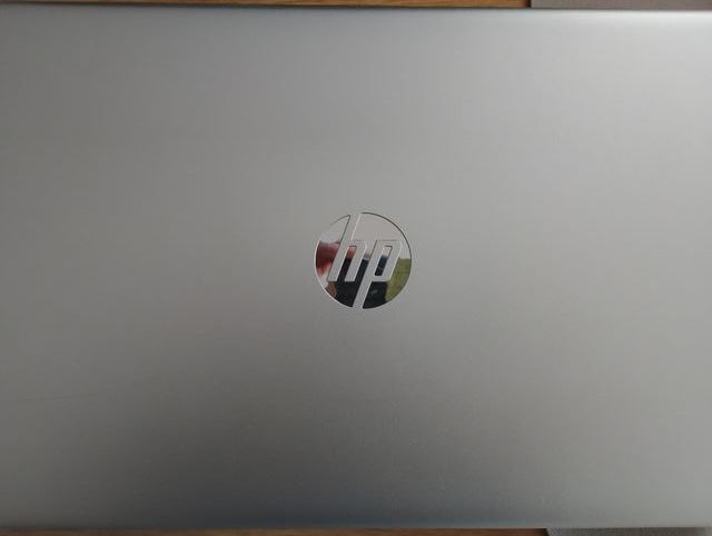 Portátil HP 15s-fq1123ns