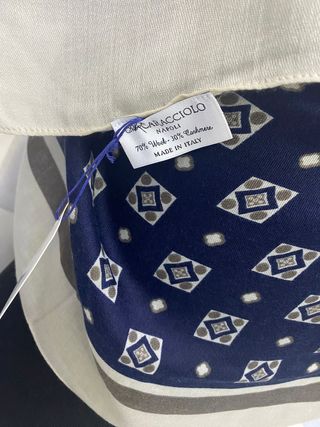 Sciarpa in cashmere e lana blu e beige