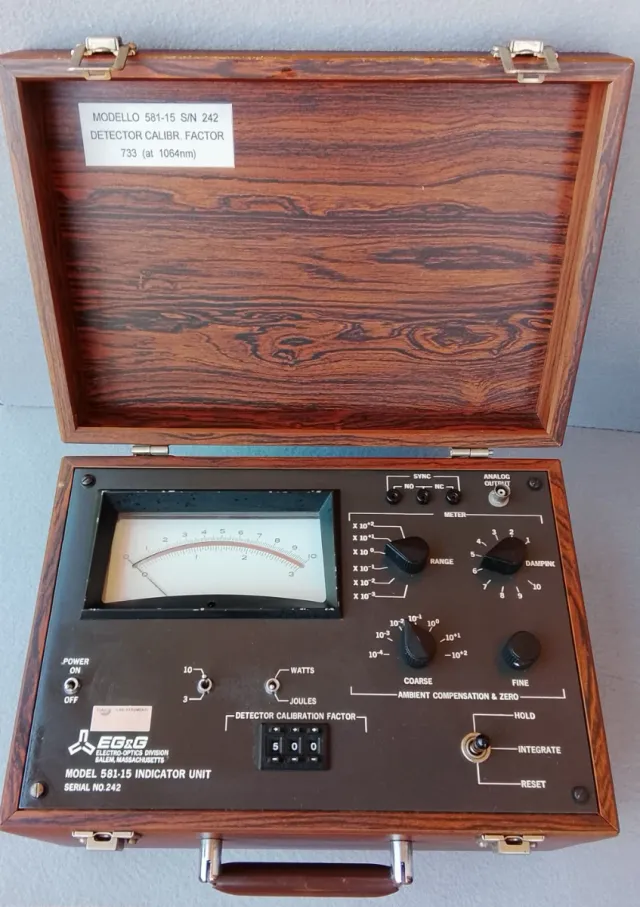 Radiometer indicator unit azienda EG&G 581-15 USA