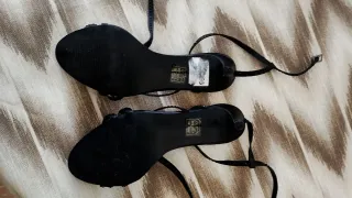 Zapatos de fiesta Marypaz negros con pedrería