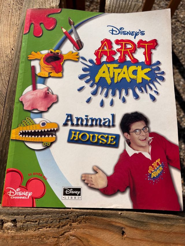 Art Attack Animal House Libro Disney