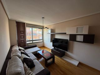 Piso en alquiler en La Hoya - Moscatelares en San Sebastián de los Reyes