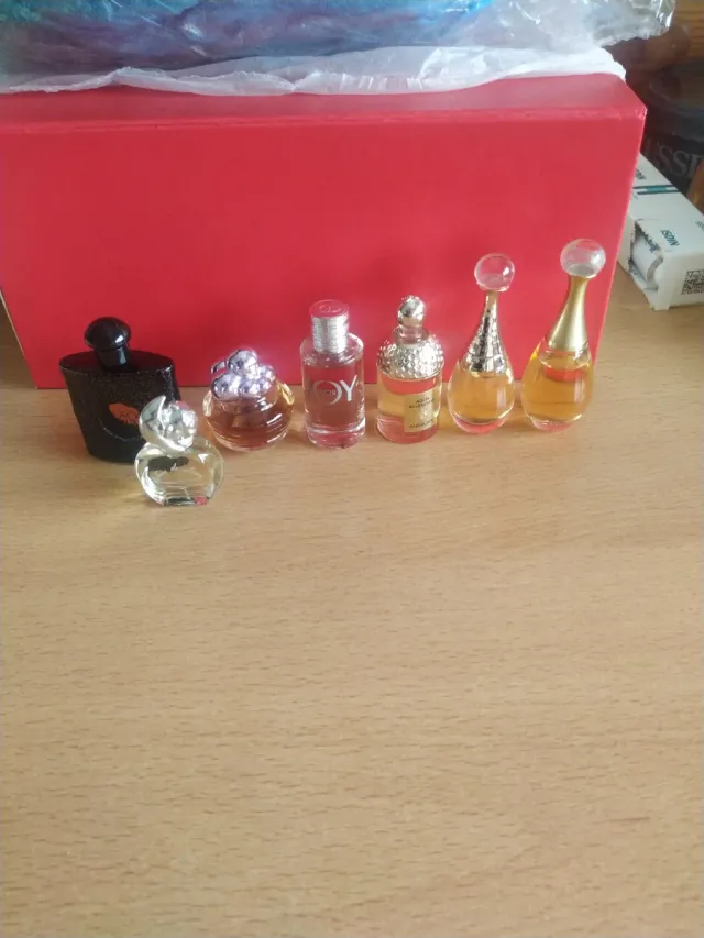 Miniaturas de Perfumes Variados