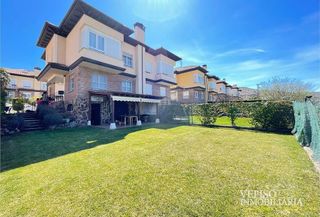 Casa adosada en venta en Briviesca