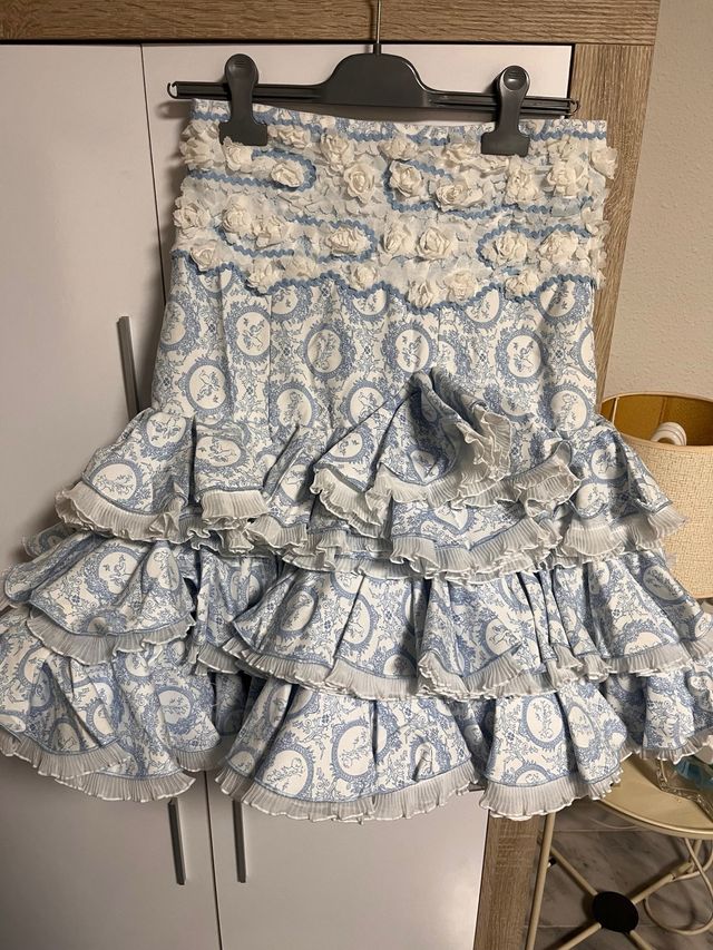 Falda flamenca corta volantes