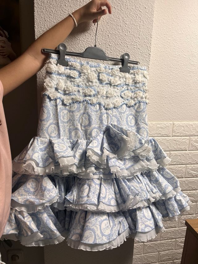 Falda flamenca corta volantes